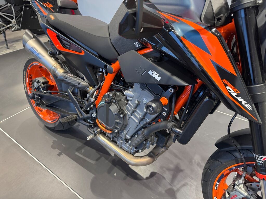 Ktm 890 2022 