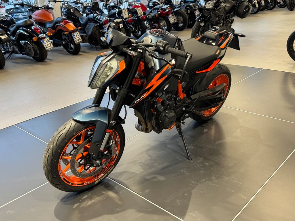 Ktm 890 2022 