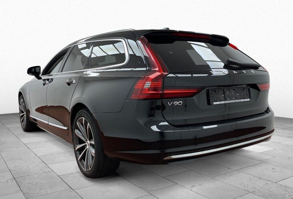 Volvo V90 2021 