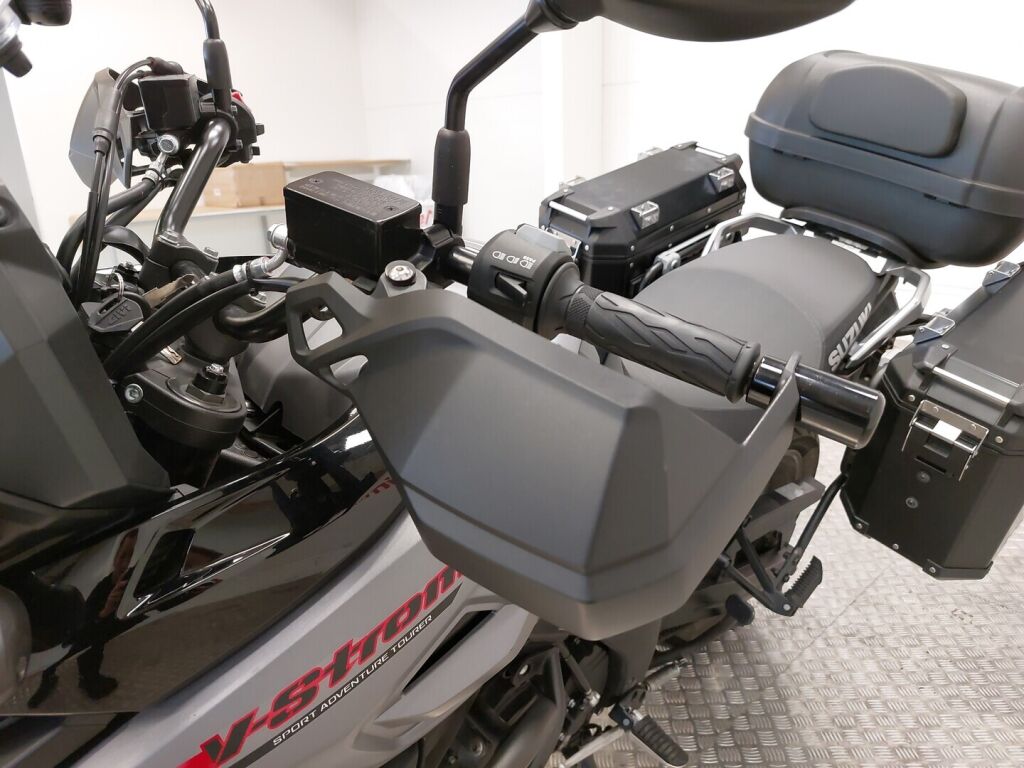 Suzuki DL1000 2018 