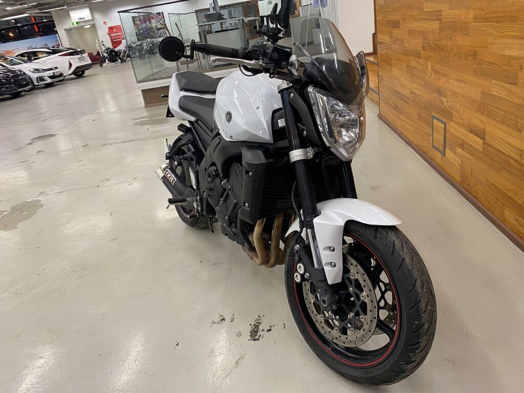 Yamaha FZ1 2012 