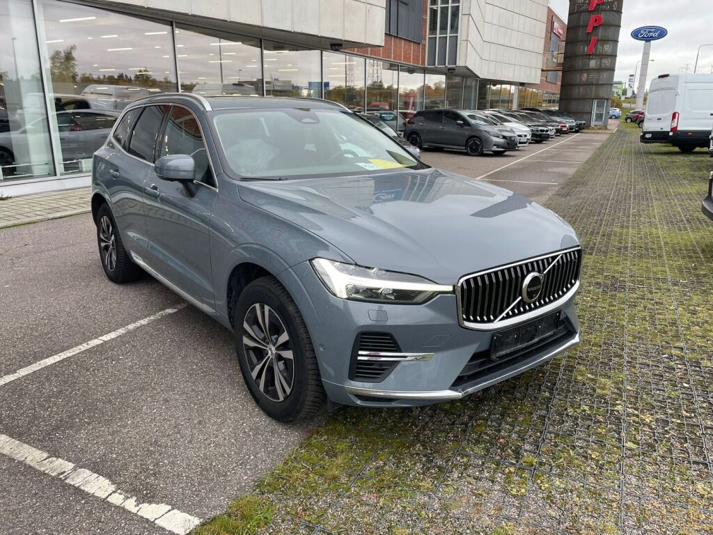 Volvo XC60 2023 