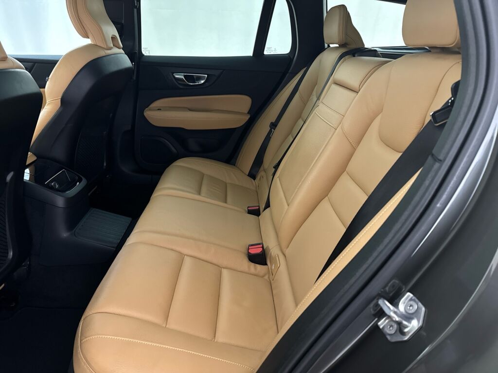 Volvo V60 2019 