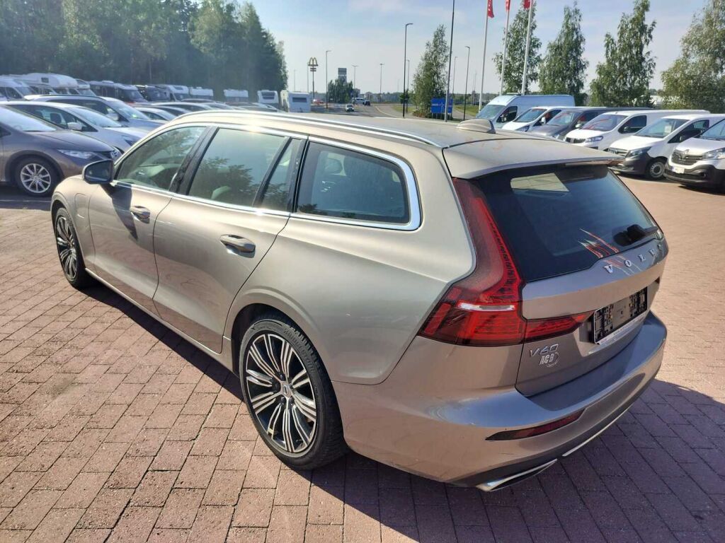 Volvo V60 2020 Harmaa