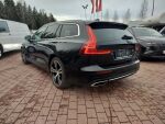 Volvo V60 2020 Musta