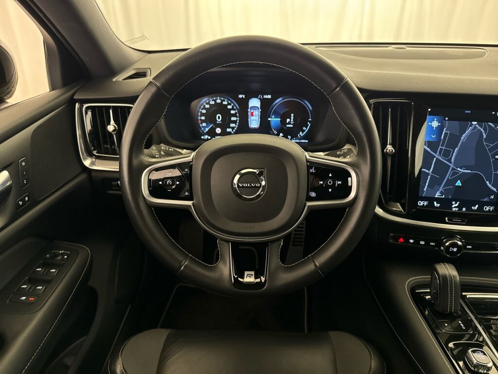 Volvo V60 2020 