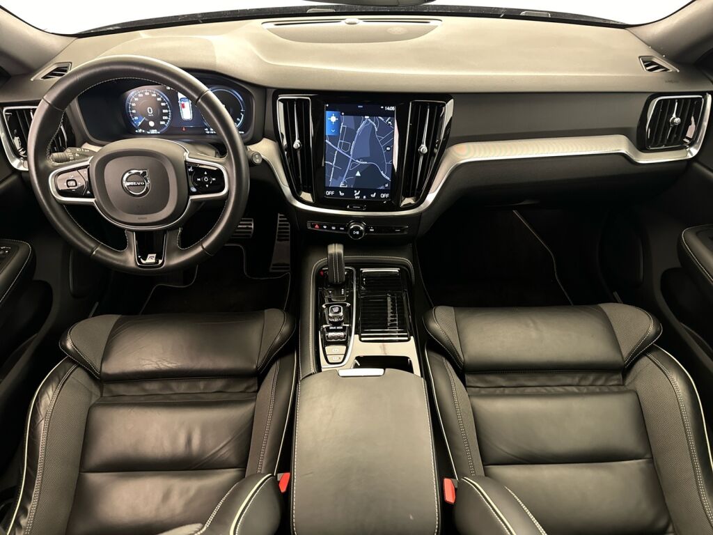 Volvo V60 2020 