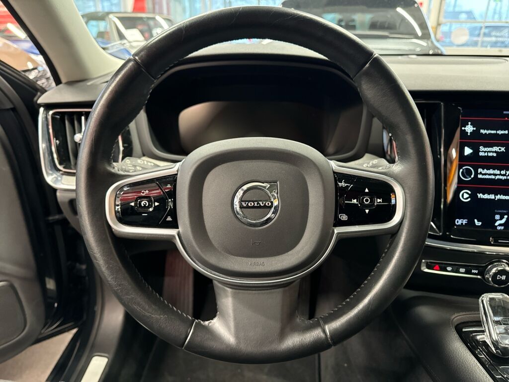 Volvo V60 2020 