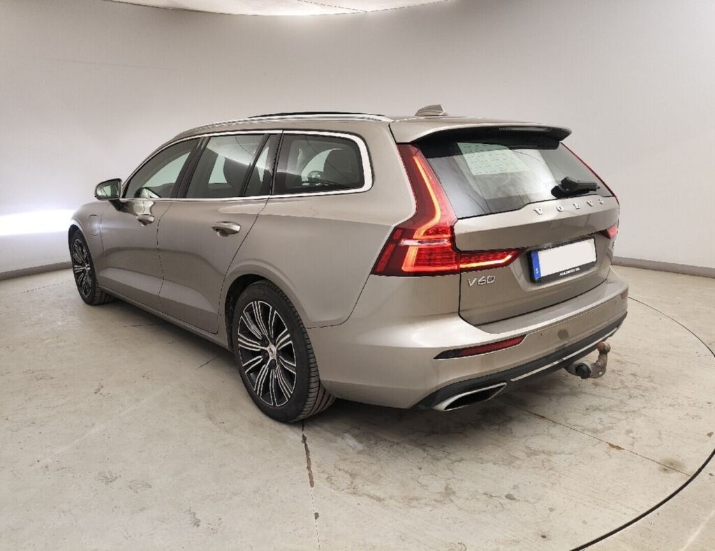 Volvo V60 2021 