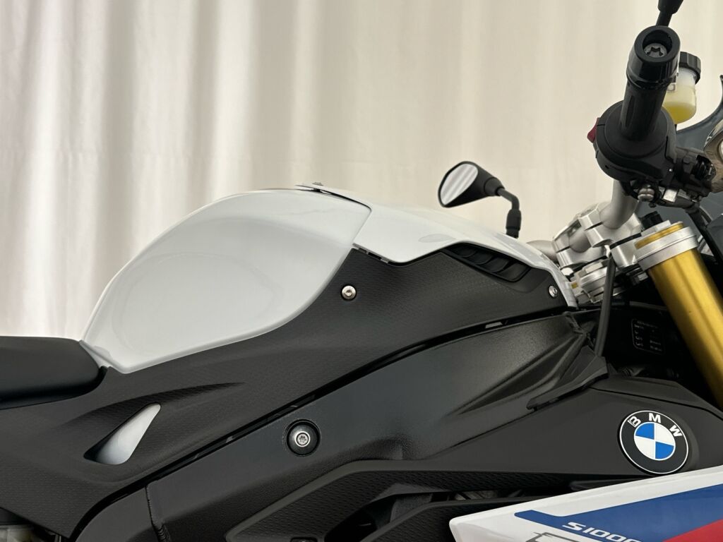 BMW S 1000 R 2019 Monivär.