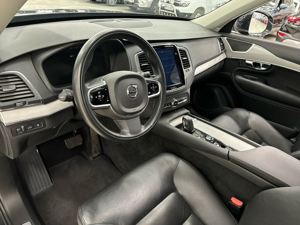 Volvo XC90 2021 