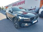 Volvo XC60 2021 Musta