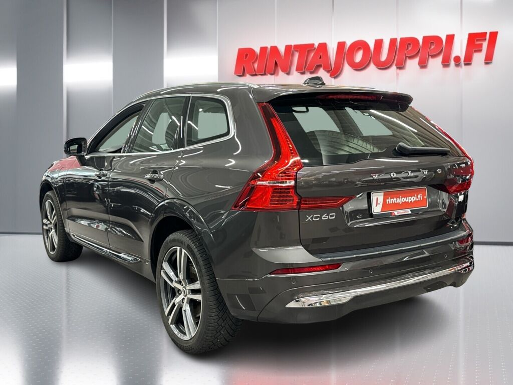 Volvo XC60 2022 