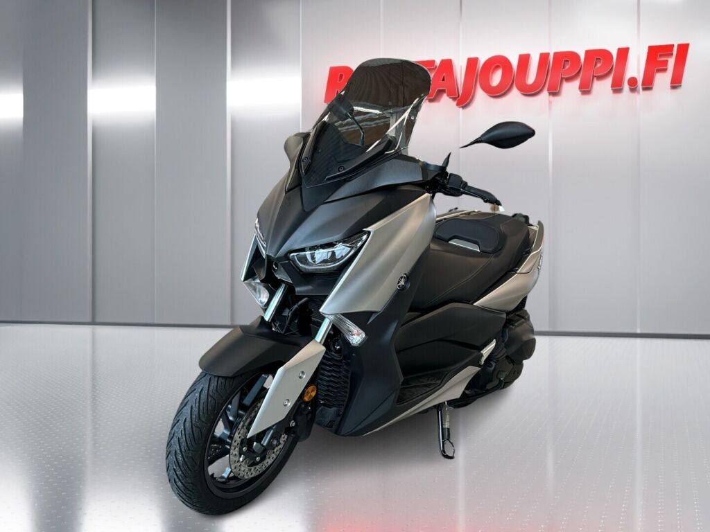 Yamaha X-MAX 2021 