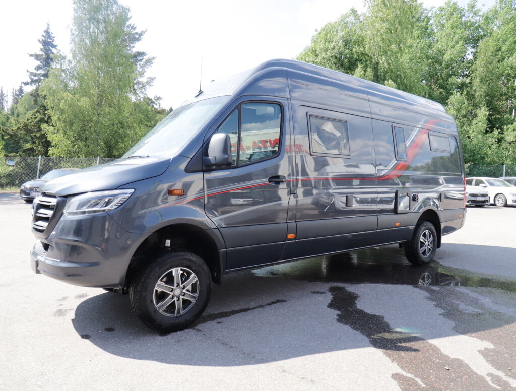 Kabe Travel Master Van 690 LB 2023 Harmaa