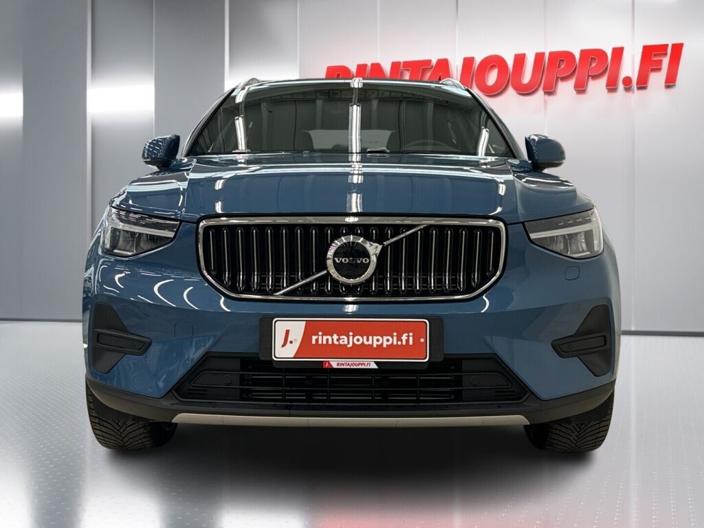 Volvo XC40 2023 