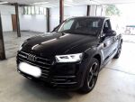 Audi Q5 2020 Musta