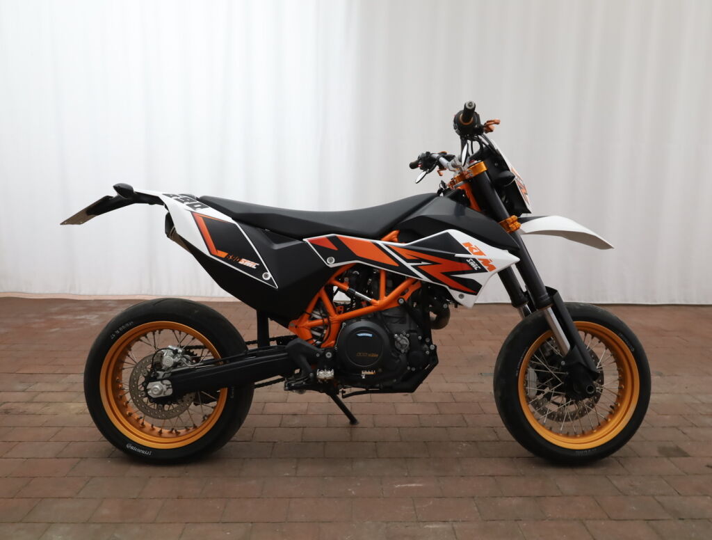 Ktm 690 2017 Valkoinen