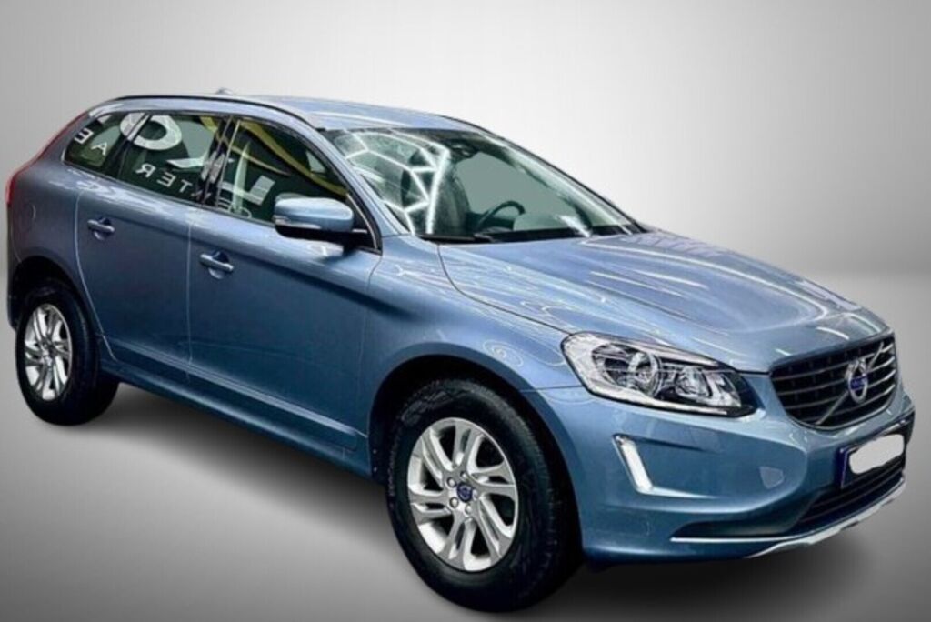 Volvo XC60 2017 Sininen