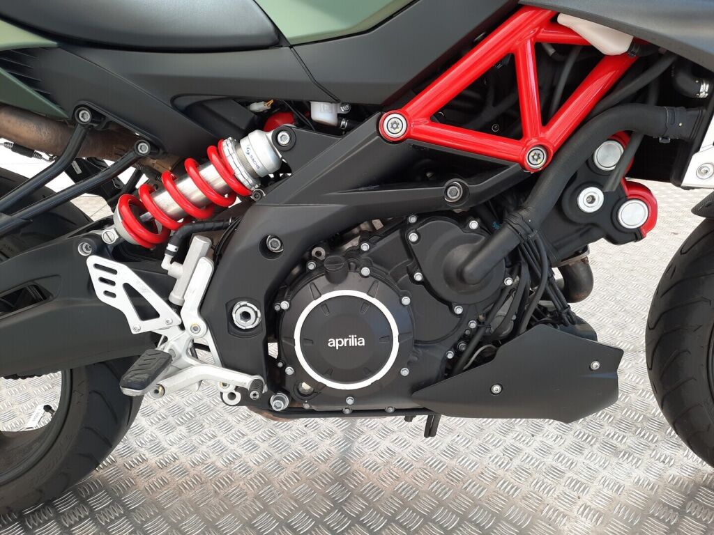 Aprilia Shiver 2018 