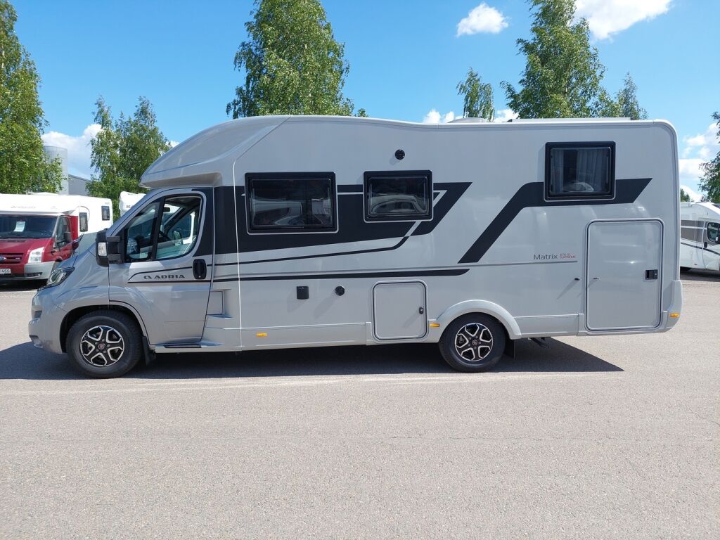 Adria MATRIX SUPREME 670 SL 2024 Harmaa