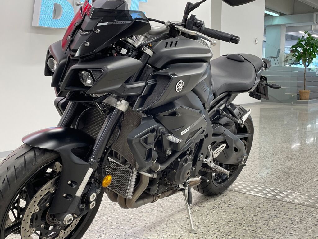 Yamaha MT-10 2019 Musta