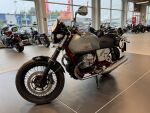 Moto guzzi V7 2012 