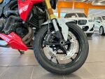 BMW F 900 R 2020 Musta puna harmaa