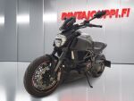 Ducati DIAVEL 2015 Musta