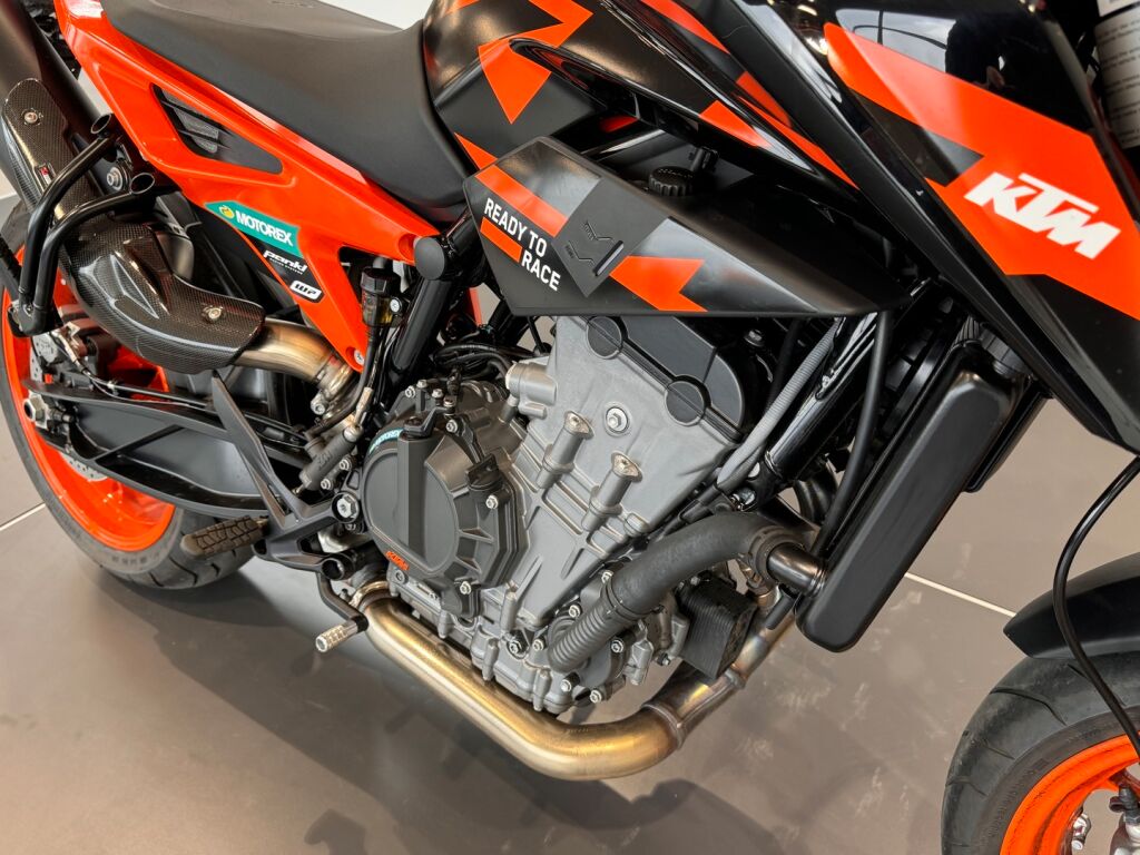 Ktm 890 2022 