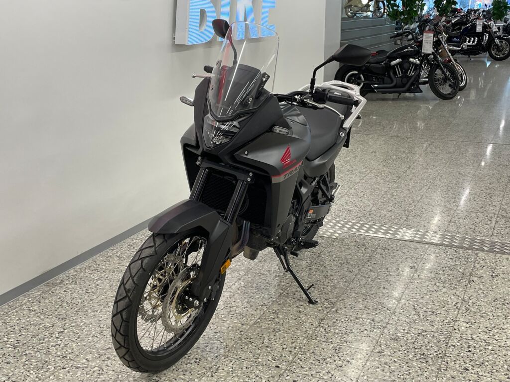 Honda XL 2023 