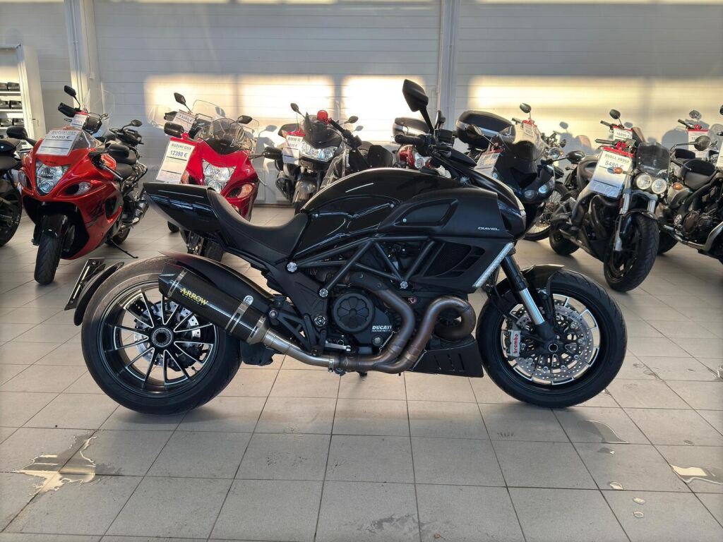 Ducati Diavel 2011 