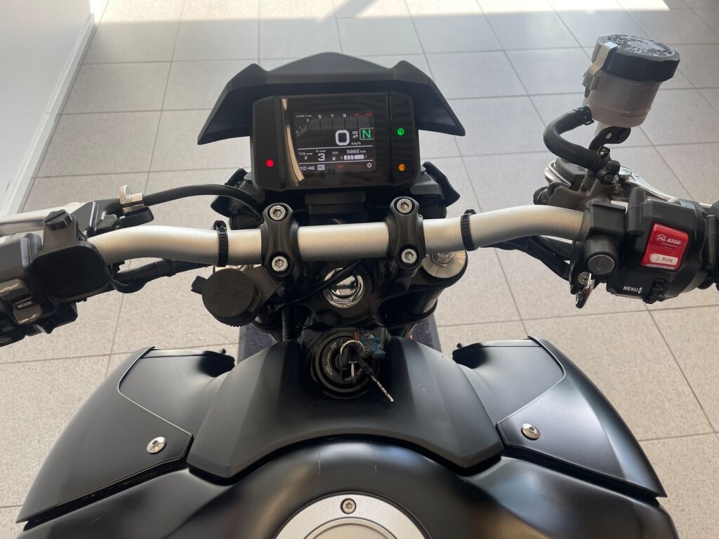 Yamaha MT-09 2022 