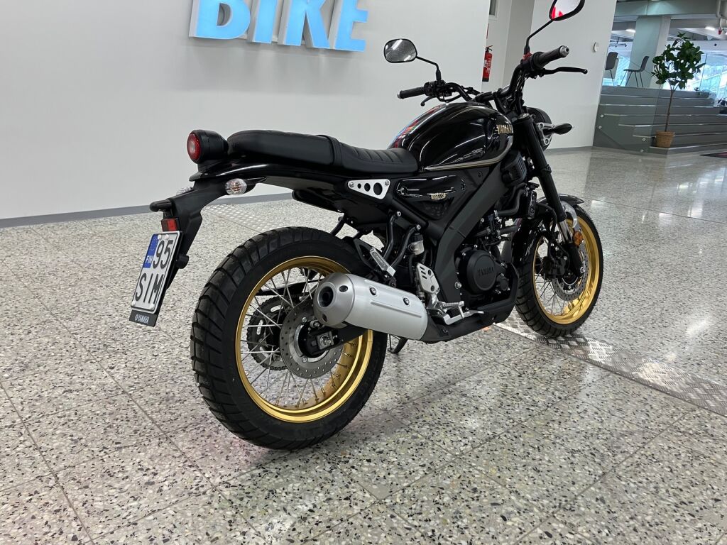 Yamaha XSR 2023 