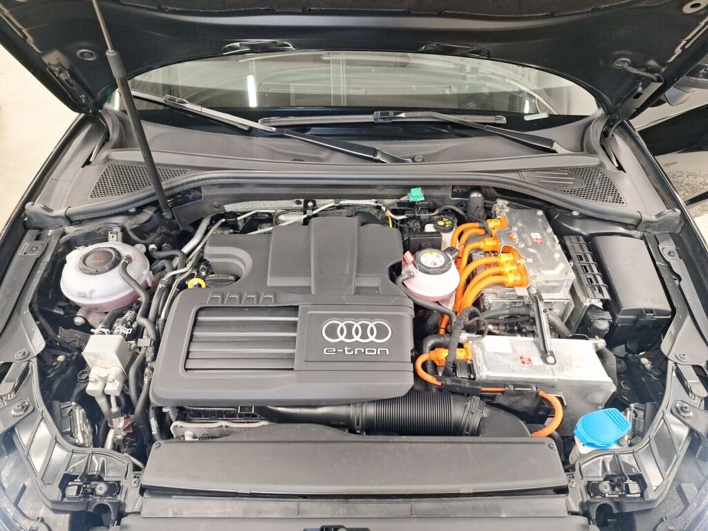 Audi A3 2020 Musta