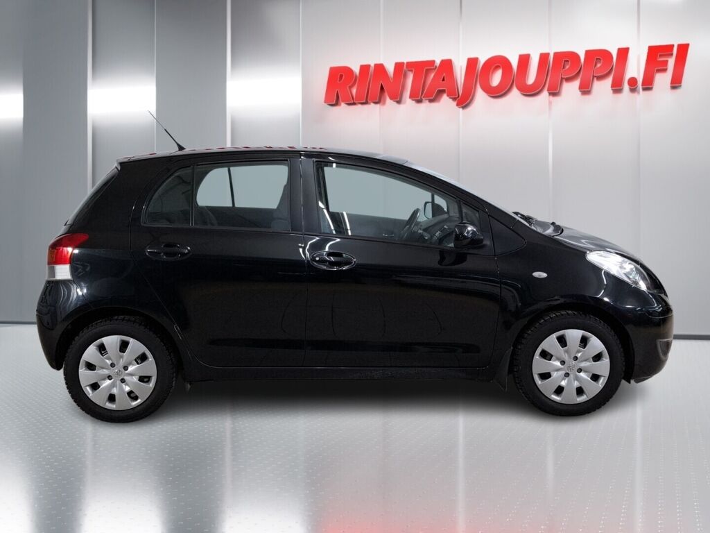 Toyota Yaris 2009 Musta