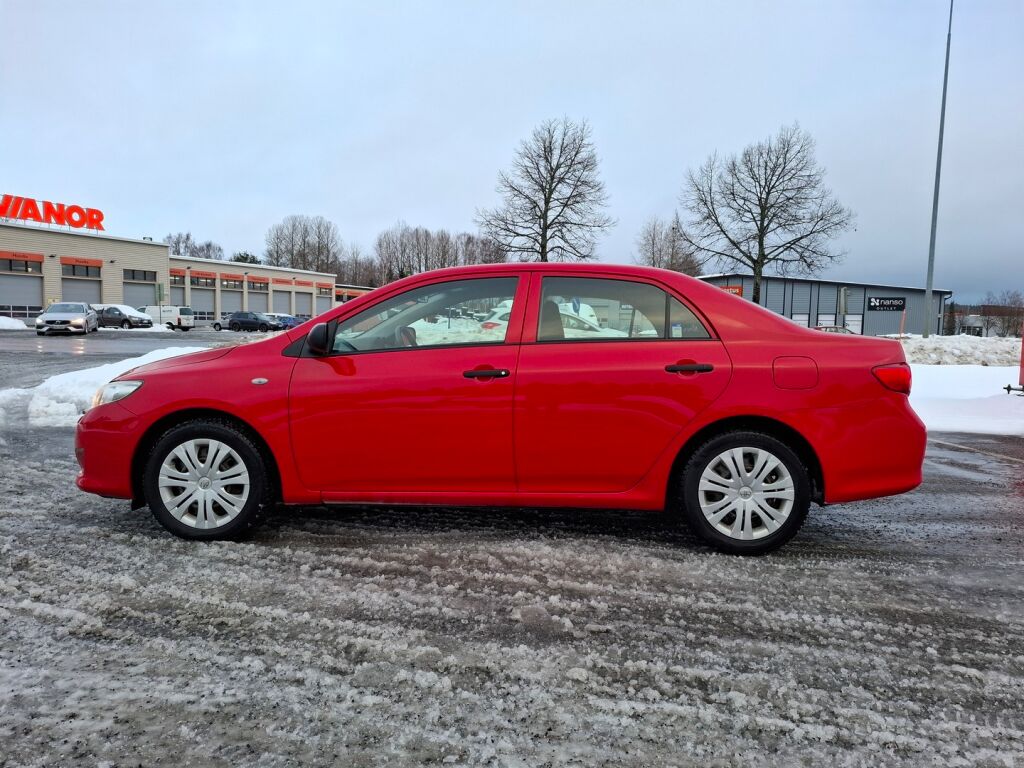 Toyota Corolla 2008 Punainen