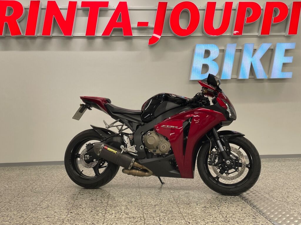 Honda CBR 2008 Punainen