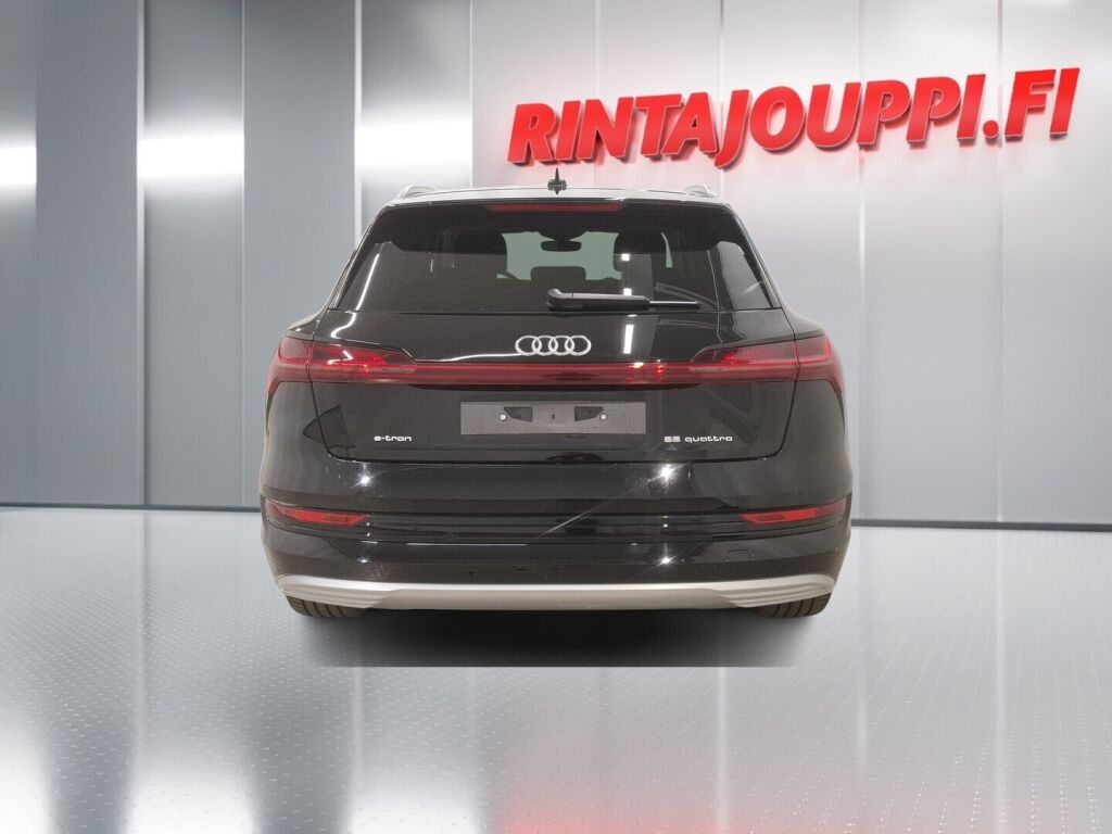 Audi e-tron 2022 