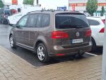 Volkswagen Touran 2011 Ruskea (beige)