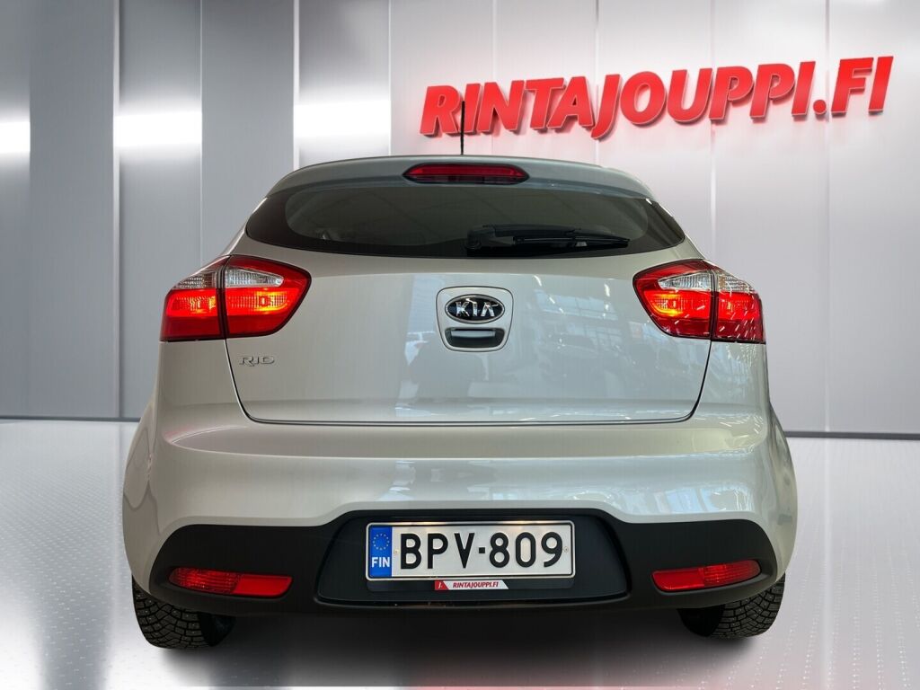 Kia Rio 2012 Hopea