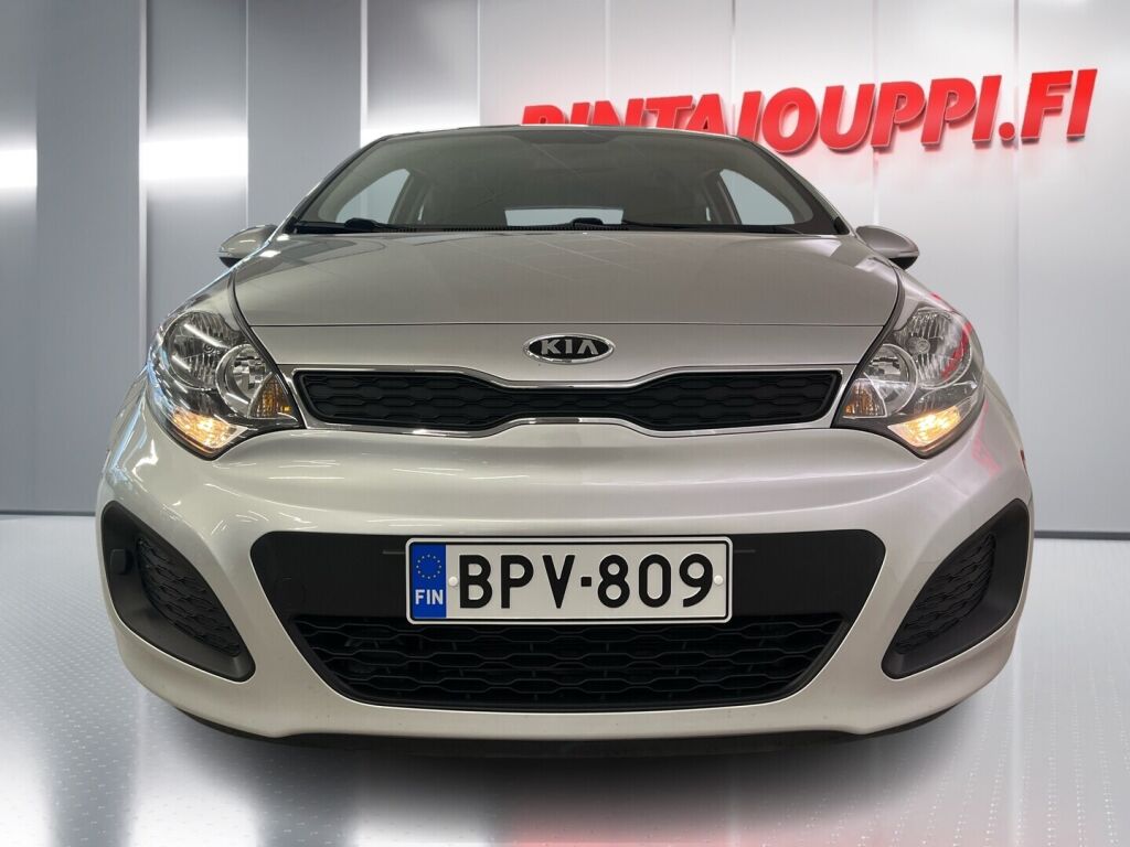 Kia Rio 2012 Hopea