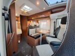 LMC T 592 Cruiser Black Selection 2014 Valkoinen