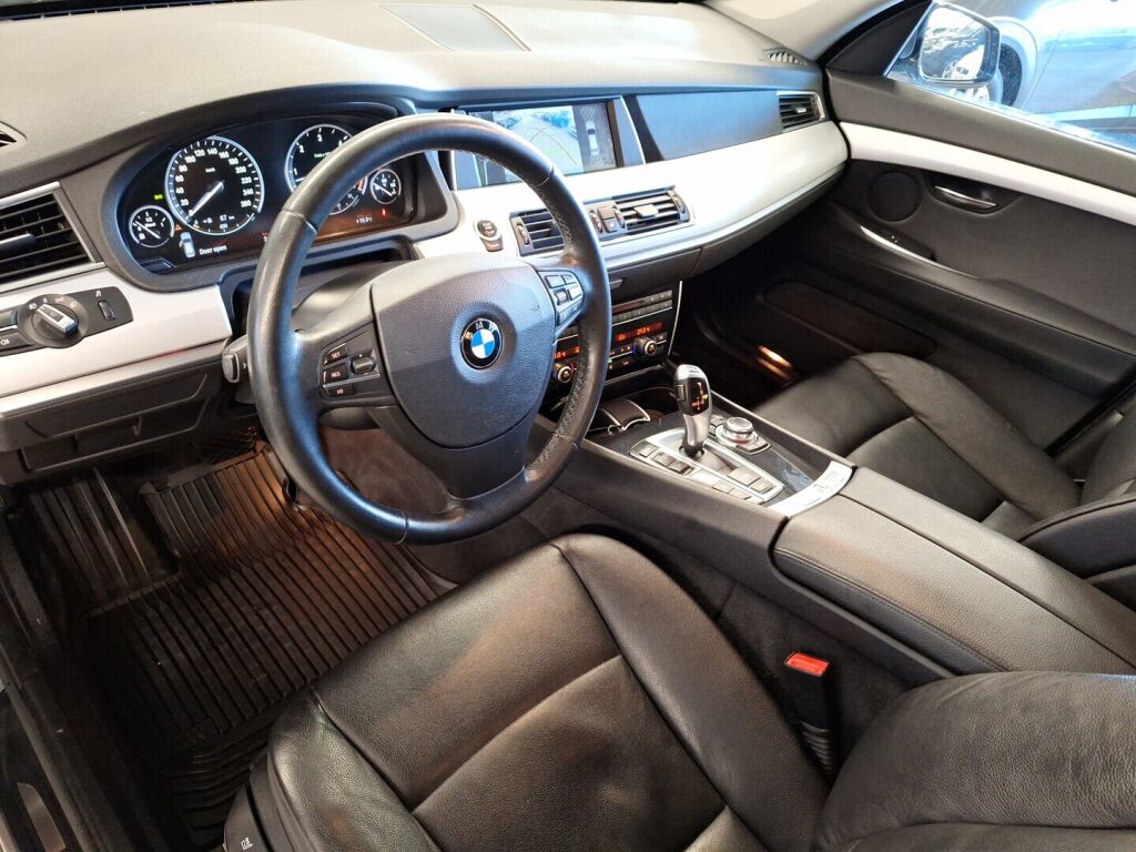 BMW 530 2012 Harmaa