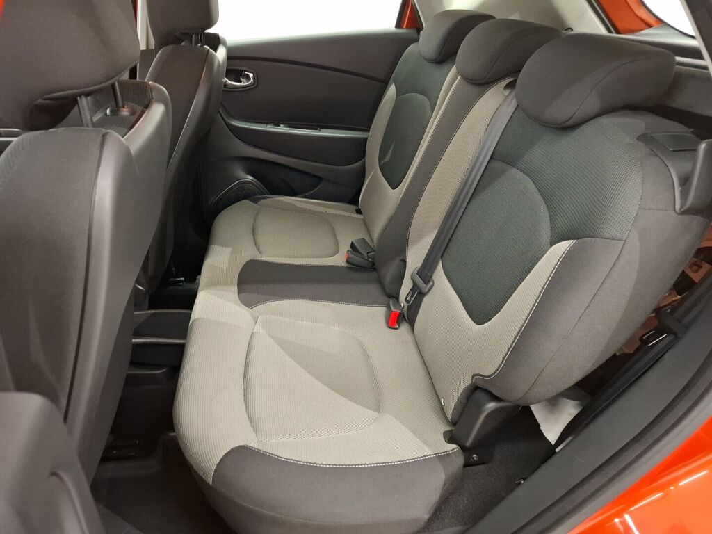 Renault Captur 2014 Oranssi