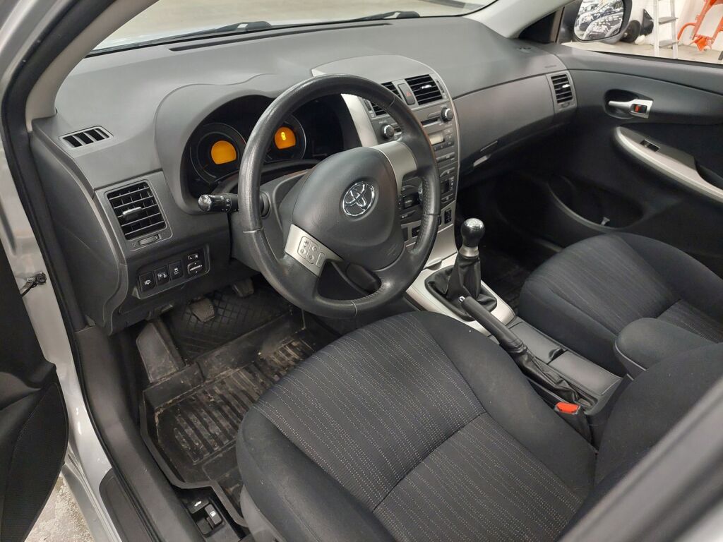 Toyota Corolla 2009 Hopea