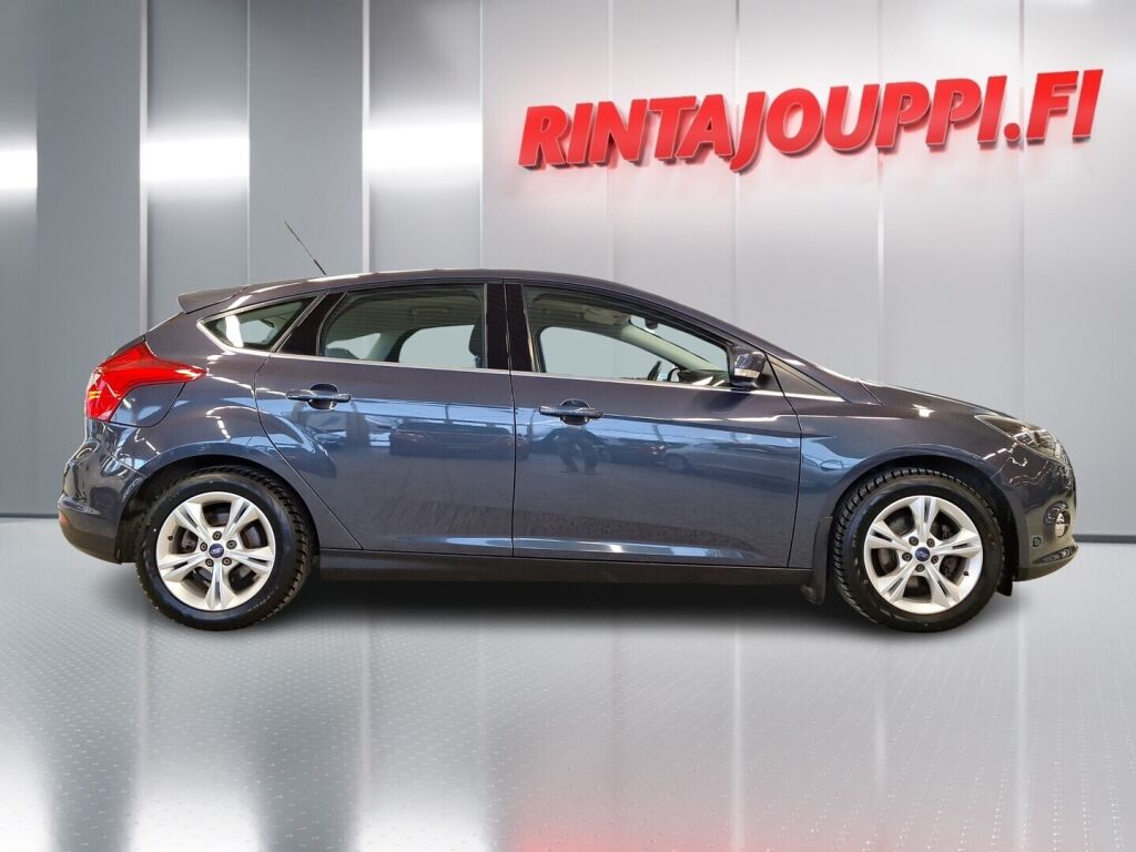 Ford Focus 2012 Harmaa