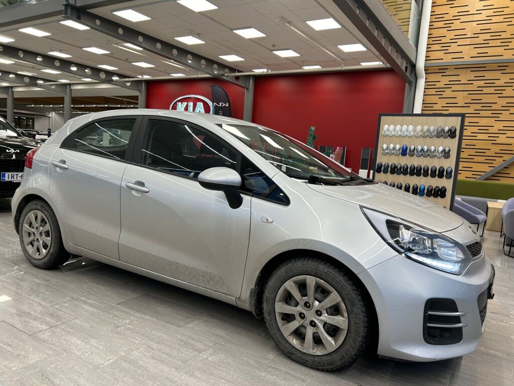 Kia Rio 2015 Hopea