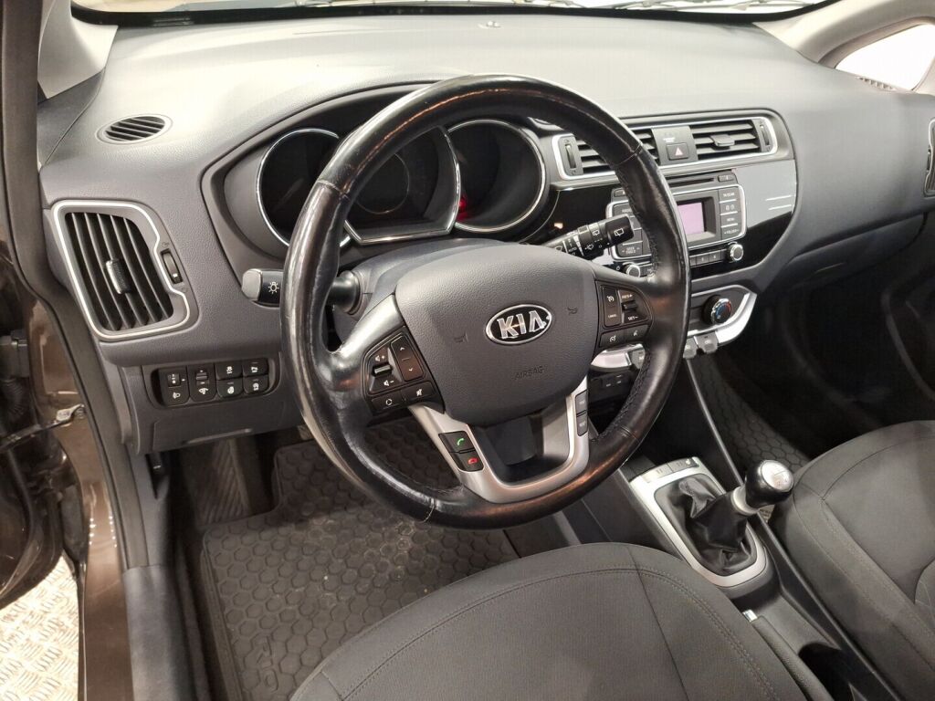 Kia Rio 2015 Ruskea (beige)