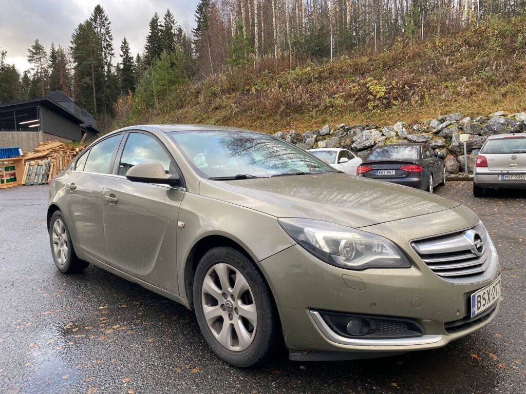 Opel Insignia 2015 Ruskea (beige)